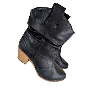NWT! CHARLES ALBERT! BLACK VEGAN LEATHER SCRUNCHY ANKLE, CHUNKY HEEL BOOTS! 8M